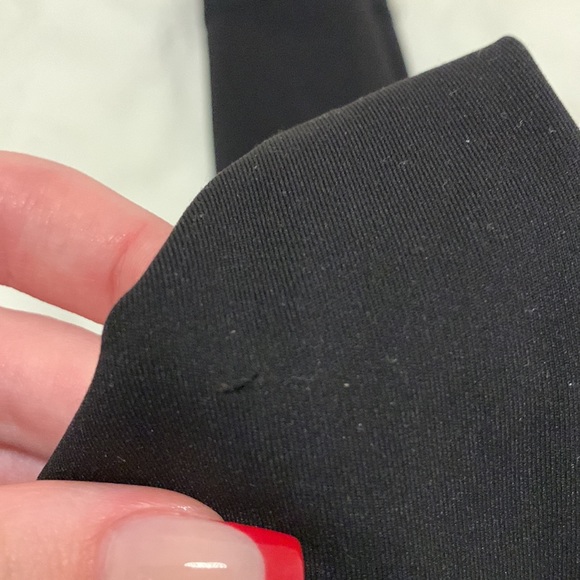 Cropped LuluLemon Leggings - Picture 3 of 3